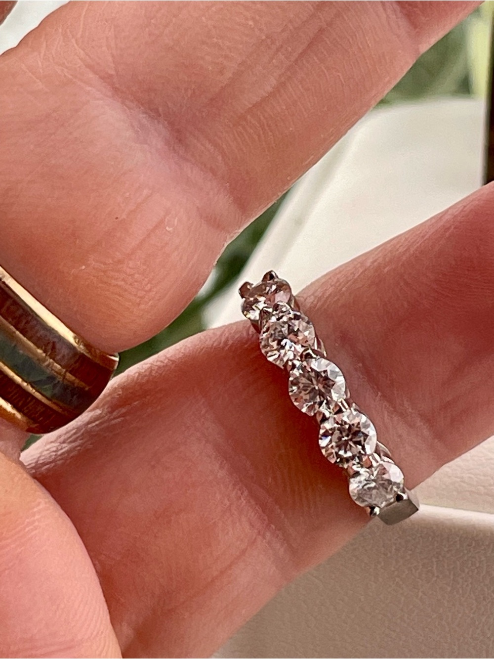 Certified 1.5ct Diamond Ring White Diamonds. Sterling Silver 925 - Picture 3 of 9